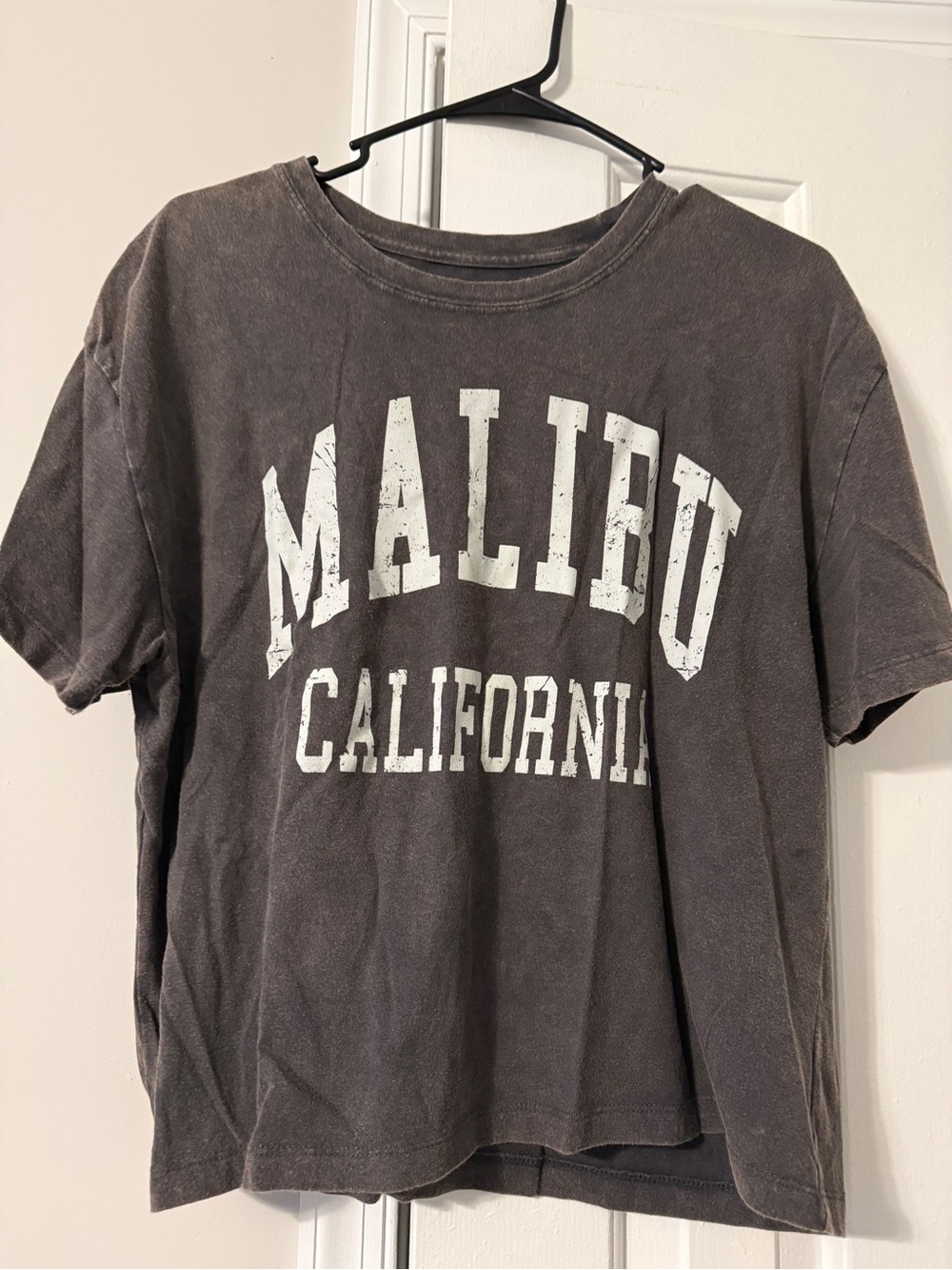 Vintage Threadz Malibu California Graphic Tee - Charcoal